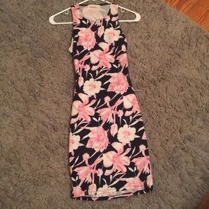 Bodycon dress with cut out back
